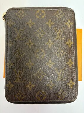 Louis Vuitton Zippy Agenda Cover/Organizer Monogram
